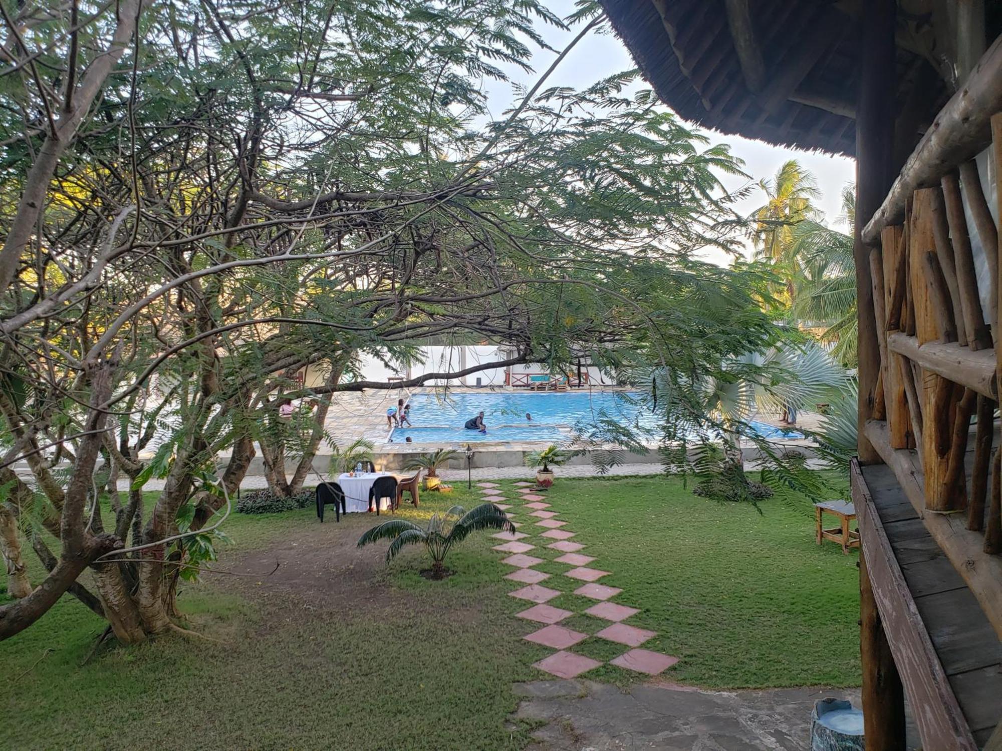 Kwa Mama Village Beach Resort دار السلام المظهر الخارجي الصورة